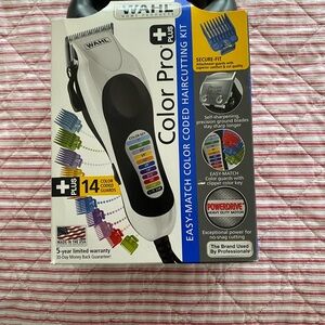 Wahl Color Pro Plus Haircutting Kit - White and Black